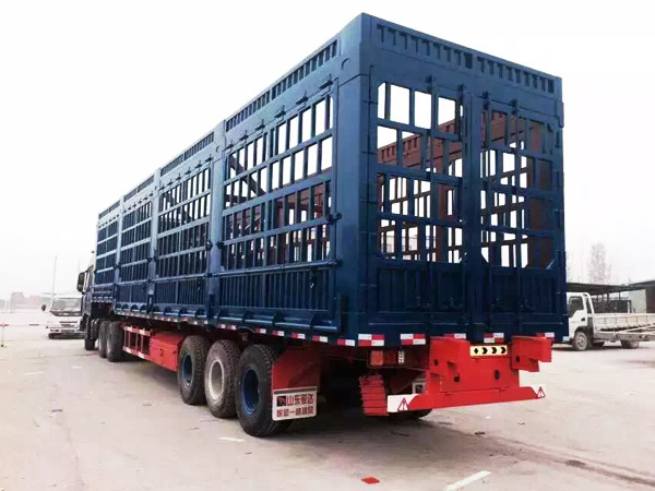 Fence semi trailer